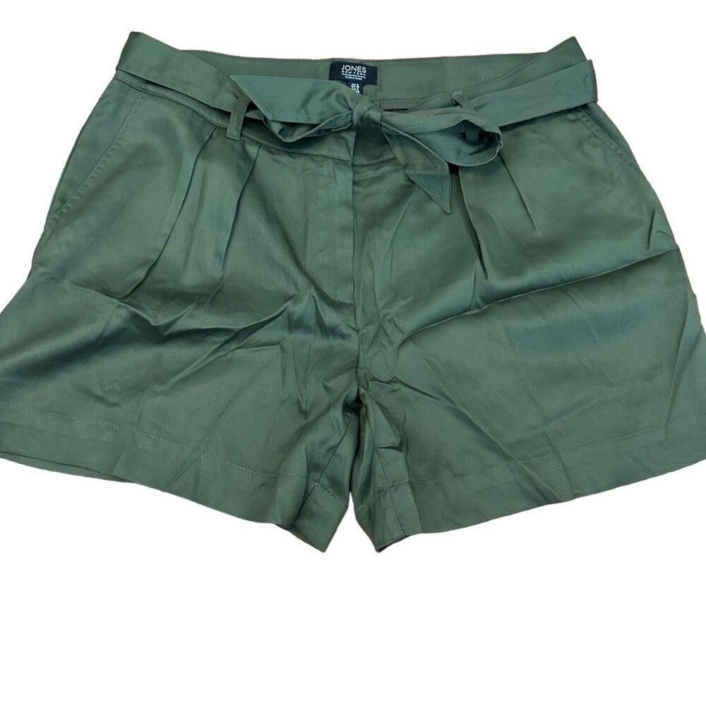 Jones New York olive green dress shorts- size 6